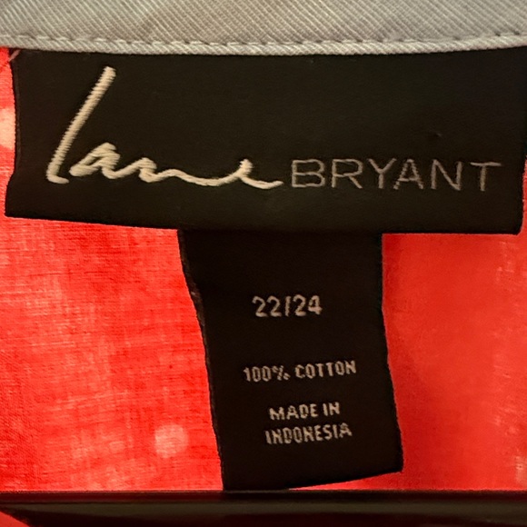 Lightweight Red Button-Up Shirt with Subtle Dot Pattern - Picture 2 of 3